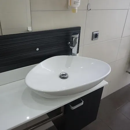 Bucheneck Otel 4*