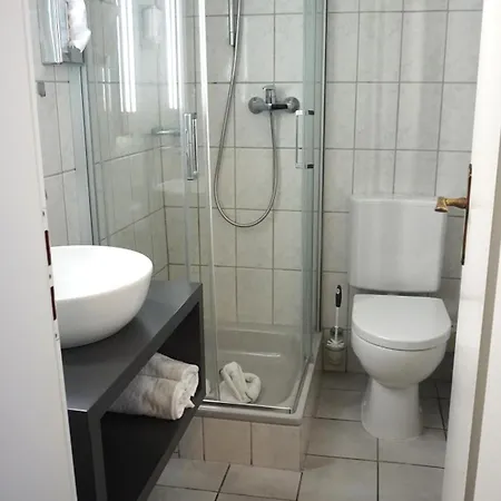 Bucheneck 4*